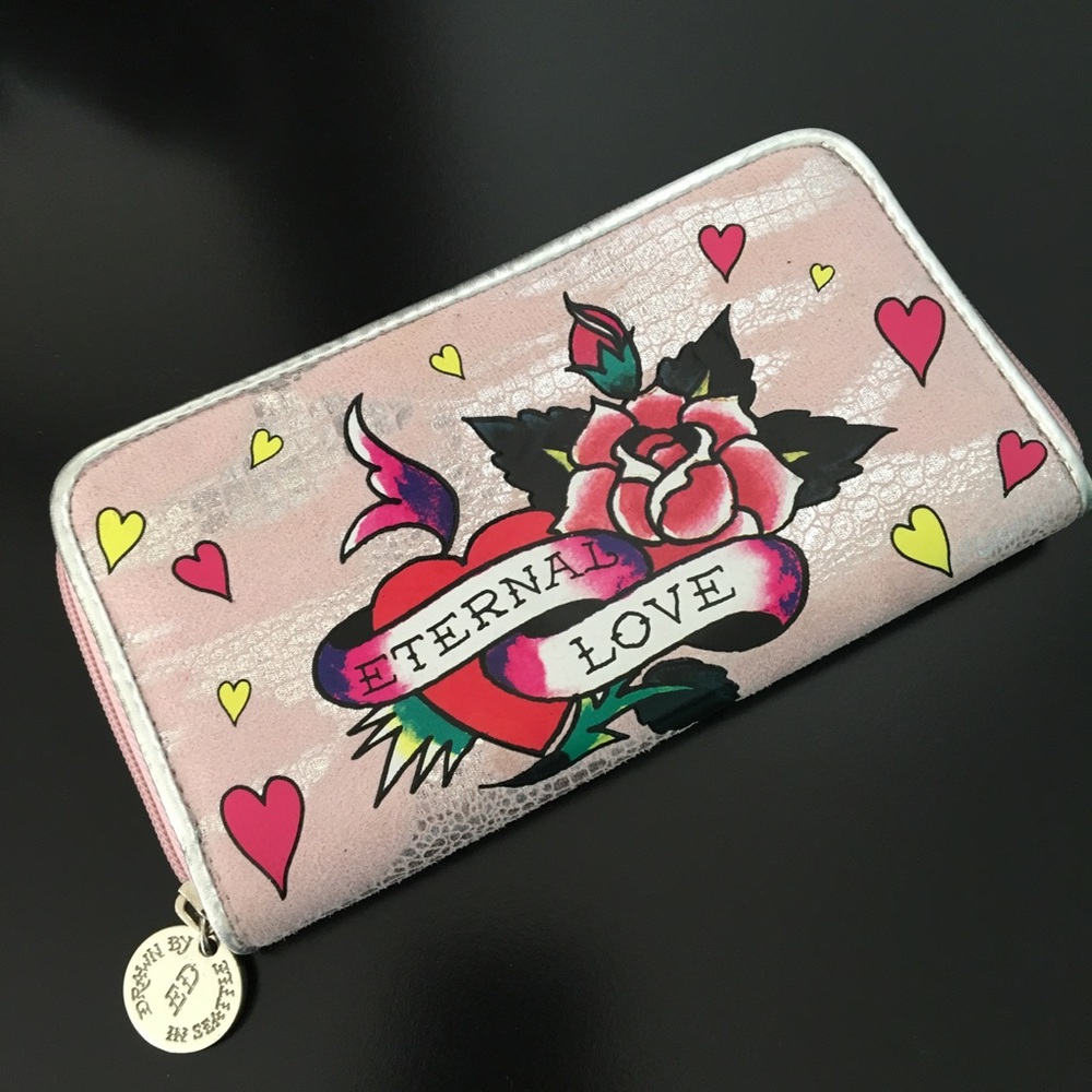Ed Hardy Zip Wallet